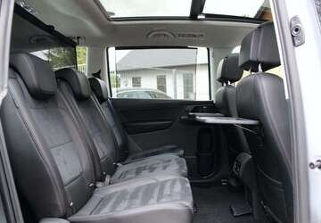 VW Sharan 114.000 km 23.950 &euro; Köln (Rath) 51107