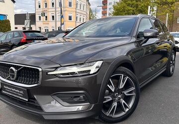 Volvo V60 14.250 km 39.222 &euro; Siegburg 53721