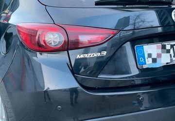 Mazda 3 260.844 km 4.500 &euro; Köln 50997