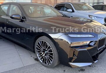BMW 740 5.200 km 111.300 &euro; Köln Rodenkirchen 50996