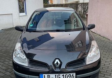 Renault Clio 182.000 km 2.300 &euro; Köln 50999