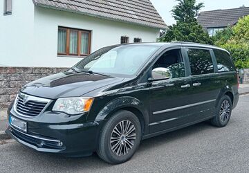 Lancia Voyager 181.469 km 6.450 &euro; köln 51107