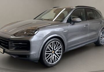 Porsche Cayenne 14.254 km 96.700 &euro; Köln 50823