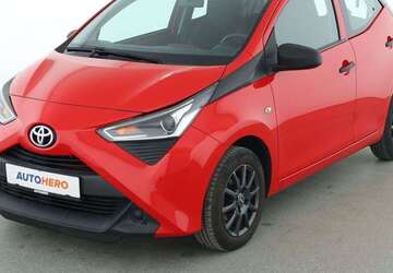 Toyota Aygo 92.784 km 9.350 &euro; Köln 50739