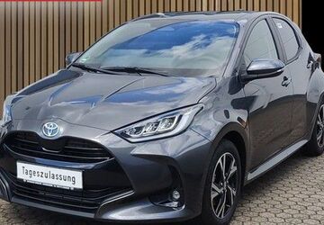 Toyota Yaris 1.100 km 25.750 &euro; Leverkusen 51381