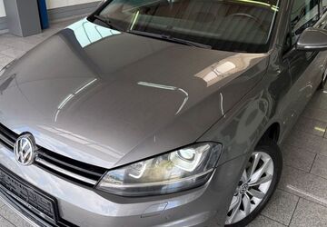 VW Golf 136.812 km 13.790 &euro; Köln 50829