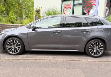 Toyota Corolla 139.000 km 19.000 &euro; Köln 51061