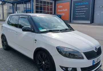 Skoda Fabia 118.000 km 5.600 &euro; Köln 50679