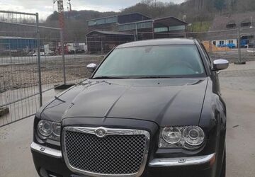 Chrysler 300C 198.000 km 4.500 &euro; Köln 51065