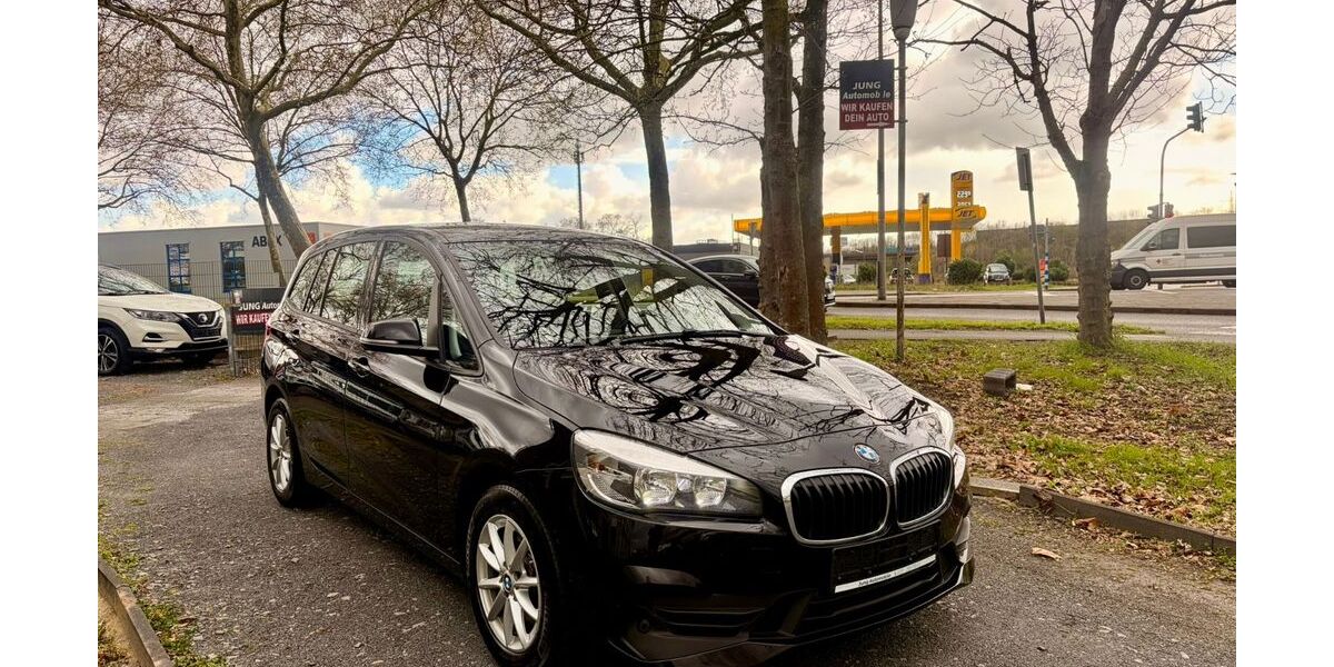 BMW 216 105.000 km 12.999 &euro; Köln 51107