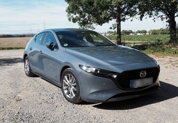 Mazda 3 140.000 km 14.750 &euro; Köln 50858