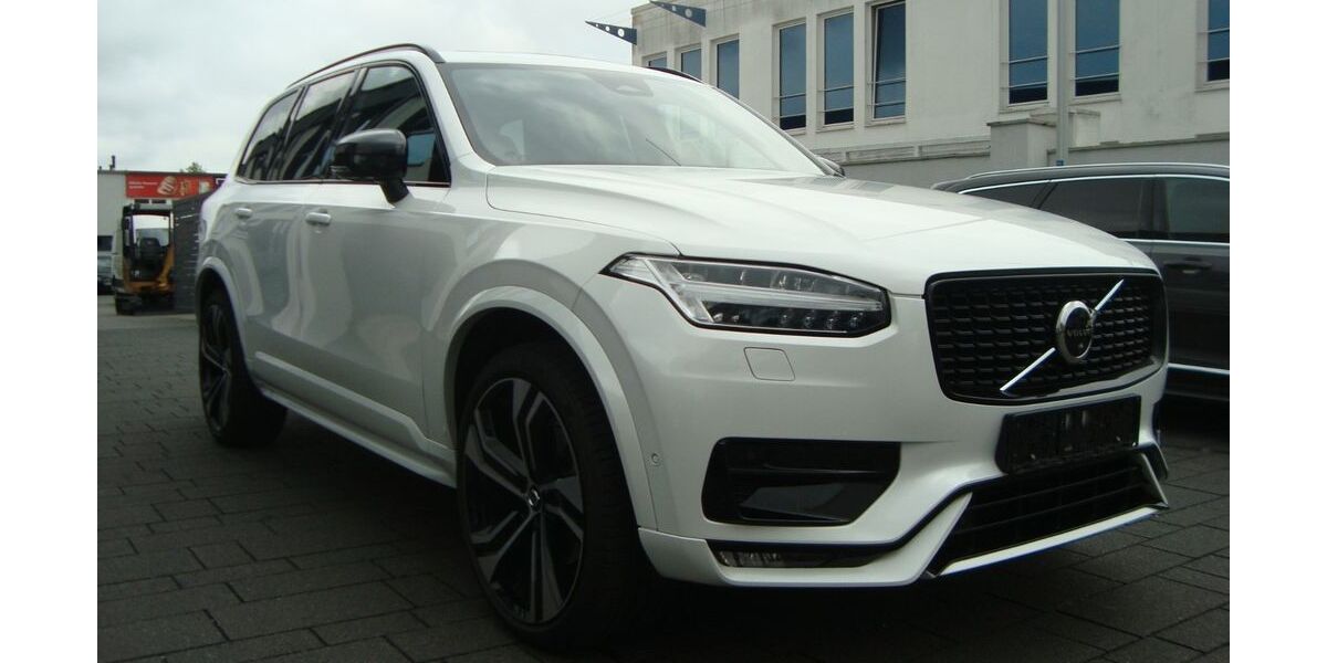Volvo XC90 111.308 km 43.299 &euro; Köln 51149