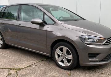 VW Golf Sportsvan 178.211 km 8.695 &euro; Köln 51107