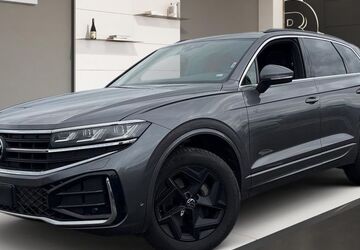 VW Touareg 33.500 km 56.888 &euro; Köln 51069