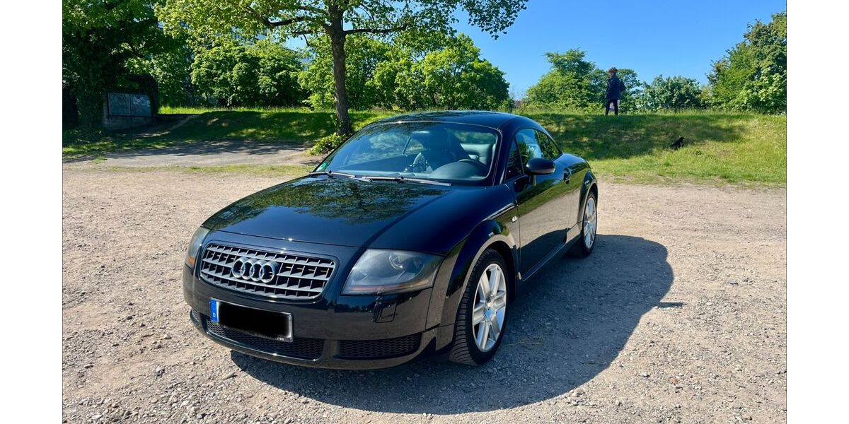 Audi TT 136.155 km 8.290 &euro; Köln 50735