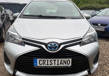 Toyota Yaris 153.000 km 11.499 &euro; Köln 51107