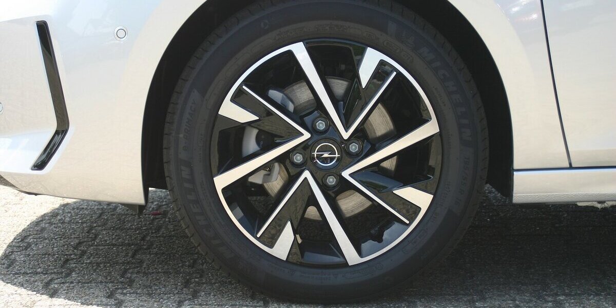 Opel Corsa GS 48V MHEV|Voll-LED|Toter-Winkel|Kamera 3.000 km 19.950 &euro; Wermelskirchen 42929