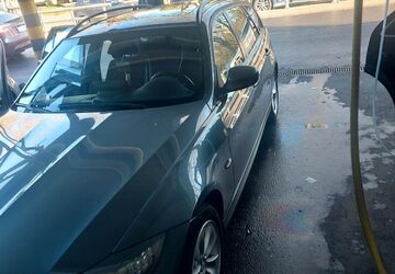 BMW 318 260.000 km 3.900 &euro; Köln 51103