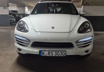 Porsche Cayenne 221.000 km 21.500 &euro; Köln 51145