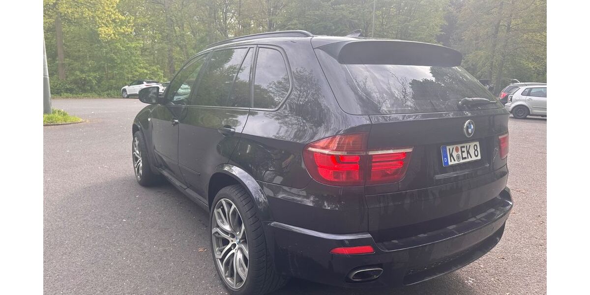 BMW X5 209.500 km 8.450 &euro; Köln 50737