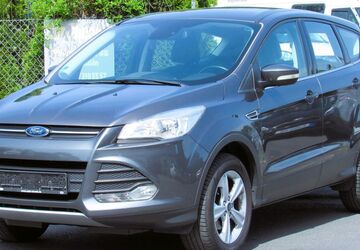 Ford Kuga 200.000 km 6.900 &euro; Köln-Rath 51107