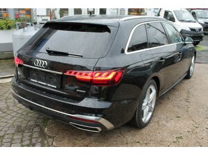 Audi A4 Avant TDi Quatt S-Line Navi AHK Standh Matrix 9.000 km 39.950 &euro; Bonn 53225