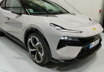 Lotus Eletre 39.000 km 83.489 &euro; Haan 42781