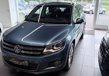 VW Tiguan 99.200 km 13.950 &euro; Köln 51103