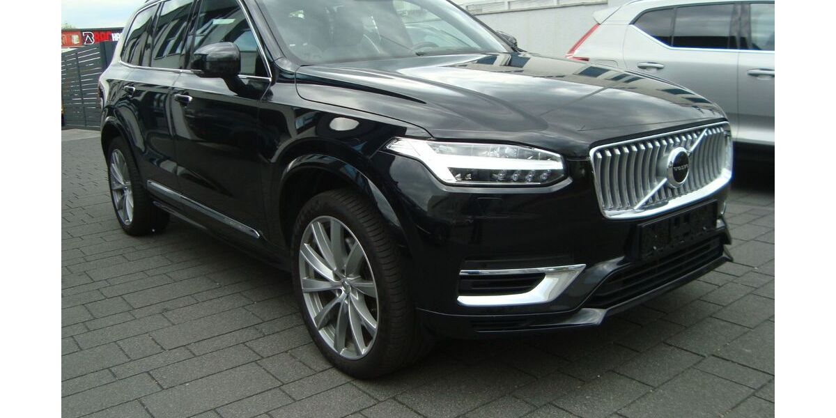 Volvo XC90 130.682 km 41.600 &euro; Köln 51149