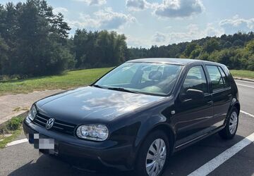 VW Golf 197.000 km 2.400 &euro; Köln 50667