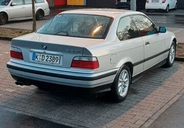 BMW 328 152.000 km 5.500 &euro; Köln 51063