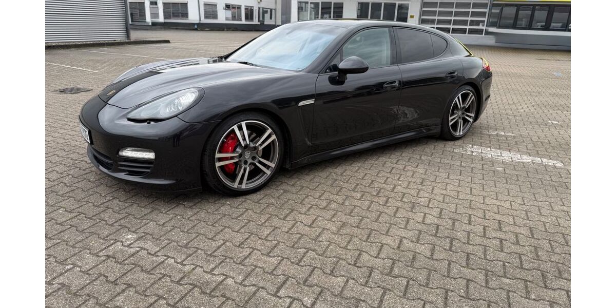 Porsche Panamera 266.000 km 20.499 &euro; Köln 51109