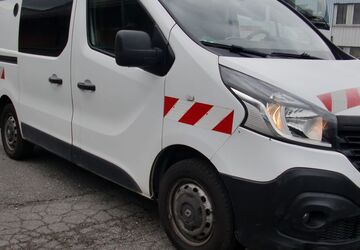 Renault Trafic 168.554 km 3.499 &euro; köln 51105