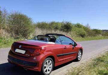 Peugeot 207 117.966 km 3.200 &euro; Köln 50674
