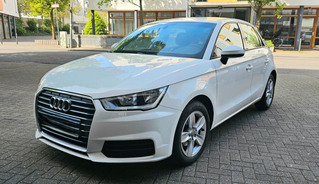 Audi A1 82.000 km 11.800 &euro; Köln 50674