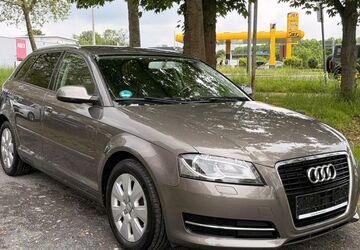 Audi A3 164.000 km 6.999 &euro; Köln 51107