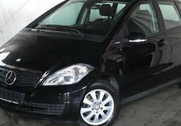 Mercedes-Benz A 160 KLIMAANLAGE SITZHEIZUNG orig 81.695 km ! 81.695 km 6.904 &euro; Köln 50858