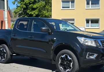 Nissan Navara 117.500 km 22.990 &euro; Solingen 42697