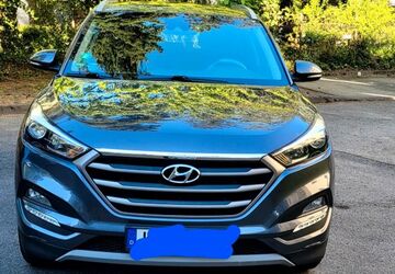 Hyundai TUCSON 96.000 km 13.500 &euro; köln 50999
