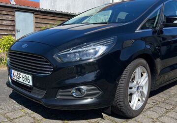 Ford S-Max 198.000 km 12.499 &euro; Köln 50765