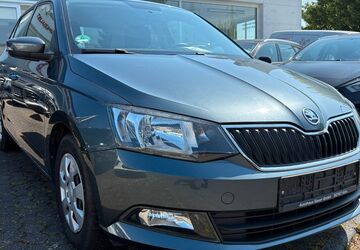 Skoda Fabia 69.625 km 10.490 &euro; Köln 50767