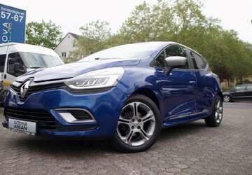 Renault Clio 98.600 km 7.890 &euro; Köln 50969