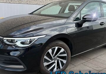 VW Golf 73.000 km 21.699 &euro; Köln 50739