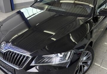 Skoda Superb 184.318 km 16.590 &euro; Köln 50829
