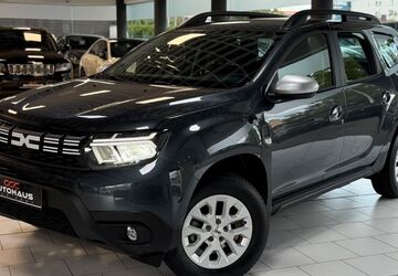 Dacia Duster 66.785 km 15.790 &euro; Köln 51149