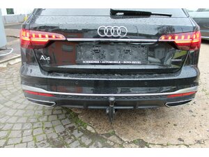 Audi A4 Avant TDi Quatt S-Line Navi AHK Standh Matrix 9.000 km 39.950 &euro; Bonn 53225