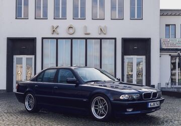BMW 740 174.500 km 24.900 &euro; Köln 50858