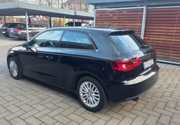 Audi A3 246.000 km 7.300 &euro; Köln 51145
