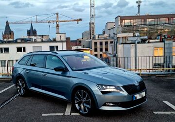 Skoda Superb 117.000 km 22.350 &euro; Köln 50829