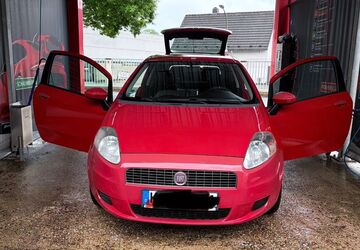 Fiat Grande Punto 150.500 km 2.700 &euro; Köln 51067